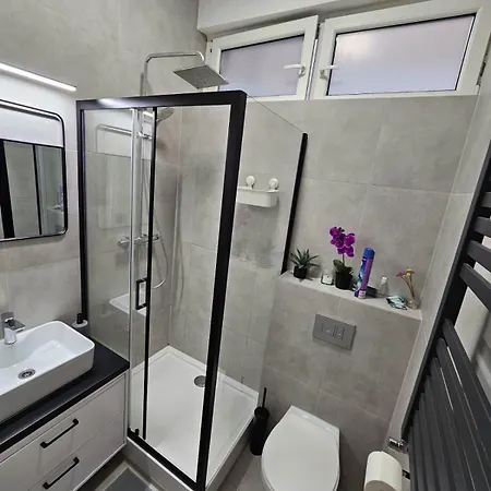 10wygodny W Centrum Wroclawia فروتسواف