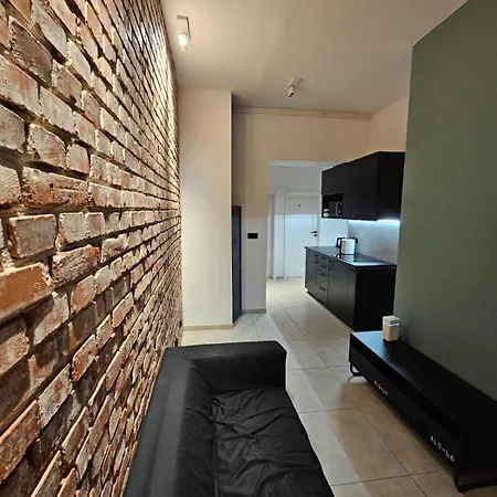 فندق مبيت وإفطار 10wygodny W Centrum Wroclawia فروتسواف